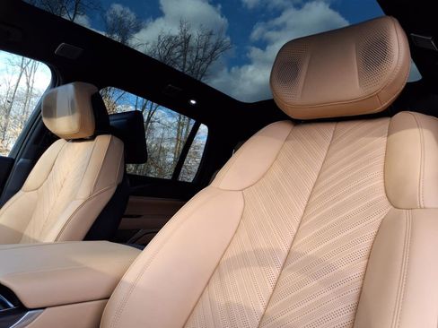 New 2025 Cadillac Escalade IQ Luxury 2 image 19