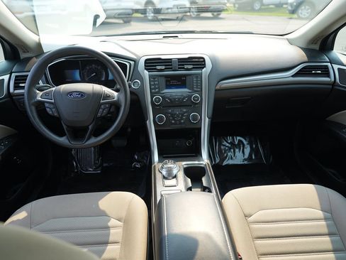 Used 2018 Ford Fusion S FWD image 25