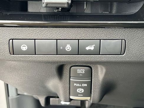 Used 2025 Nissan Murano SL AWD/4WD image 22