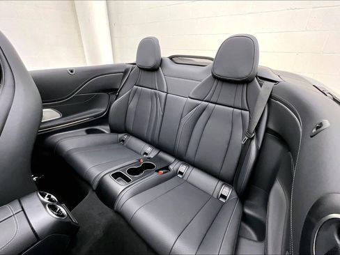 Used 2026 Mercedes-Benz CLE 300 4MATIC Cabriolet image 17