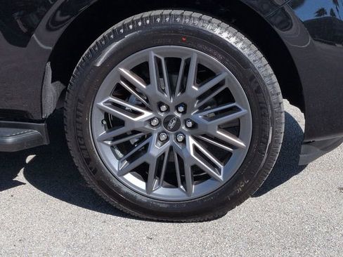 New 2026 Ford Expedition Platinum w/ Stealth Appearance Package image 11