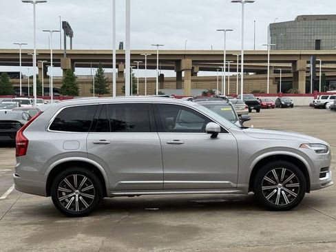 Used 2024 Volvo XC90 B6 Plus w/ Protection Package Premier AWD/4WD image 3