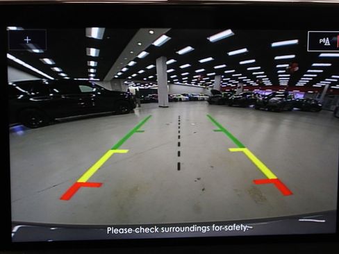 Used 2022 Lincoln Nautilus Reserve image 33