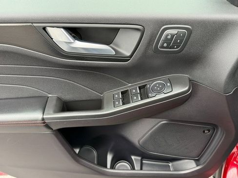 Certified 2022 Ford Escape SEL w/ SEL Stealth AWD Package image 14