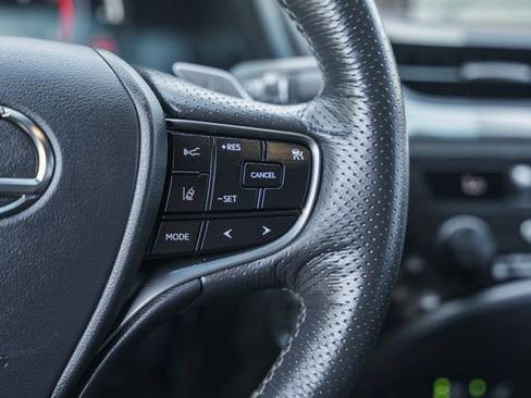 Used 2019 Lexus ES 350 F Sport w/ Accessory Package FWD image 32