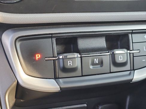 Used 2023 GMC Terrain SLT image 14