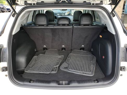 Used 2018 Jeep Compass Latitude AWD/4WD image 5
