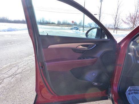 Used 2025 Buick Envision Sport Touring AWD/4WD image 20