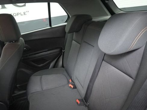 Used 2017 Chevrolet Trax LT FWD image 20