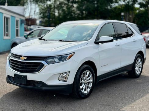 Used 2019 Chevrolet Equinox LT FWD image 4