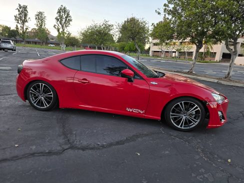 Used 2016 Scion FR-S RWD image 10