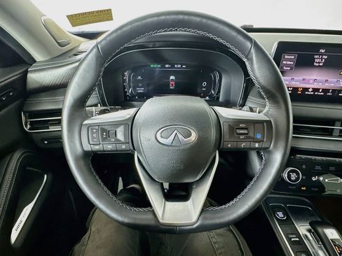 Used 2023 INFINITI QX60 Sensory w/ Vision Package AWD/4WD image 11