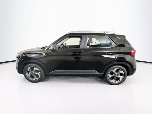 Used 2023 Hyundai Venue SEL w/ Cargo Package FWD image 8