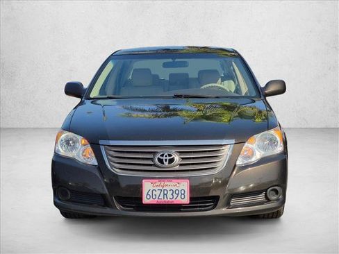 Used 2009 Toyota Avalon XL FWD image 3