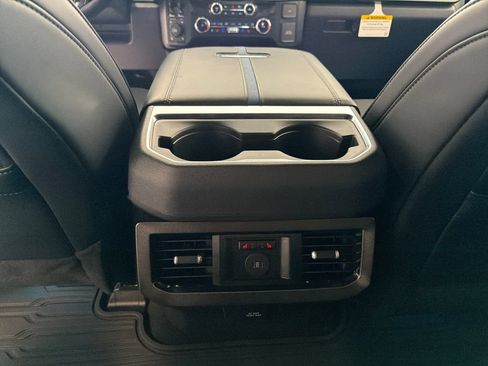 New 2026 Ford F250 Platinum w/ FX4 Off-Road Package AWD/4WD image 16