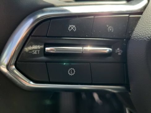 New 2026 Chevrolet Equinox LT w/ Safety and Technology Package FWD image 24