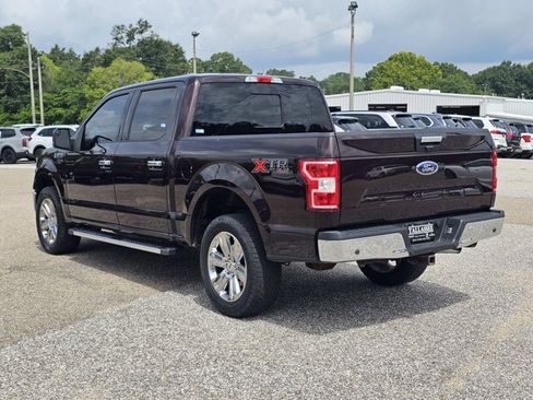 Used 2018 Ford F150 XLT w/ Equipment Group 302A Luxury AWD/4WD image 13