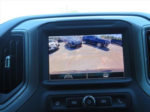 Used 2022 Chevrolet Silverado 1500 Custom image 12