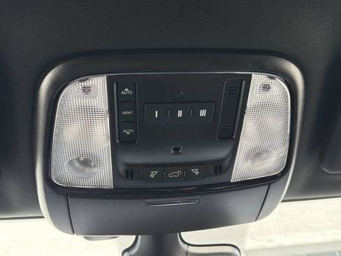 Used 2024 Dodge Durango GT AWD/4WD image 24
