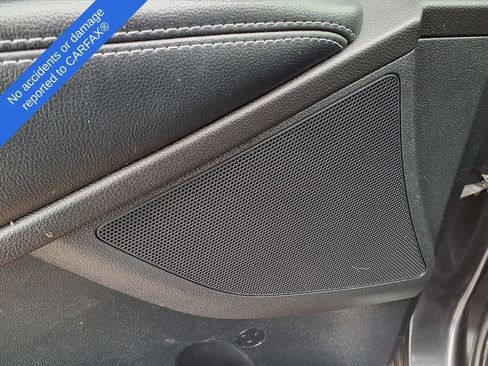 Used 2019 Kia Sorento LX image 16