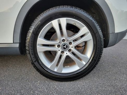 Used 2020 Mercedes-Benz GLA 250 4MATIC image 15