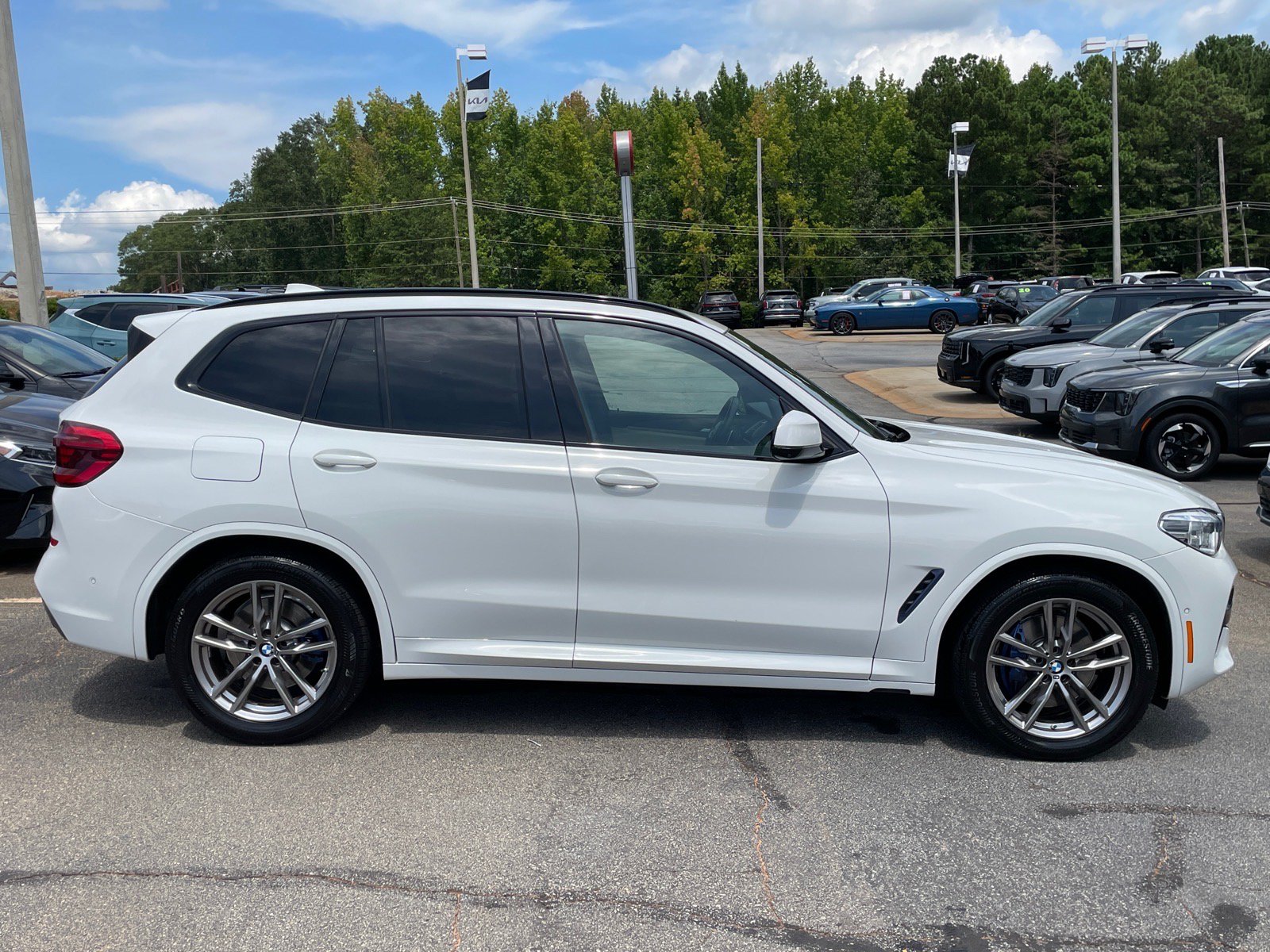 Used 2021 BMW X3 xDrive30i w/ Executive Package AWD/4WD image 2