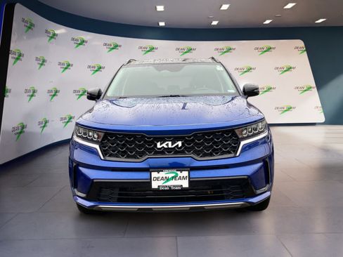 Used 2022 Kia Sorento S w/ Panoramic Sunroof Package image 6