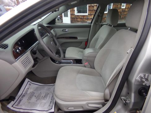 Used 2008 Buick LaCrosse CX image 14