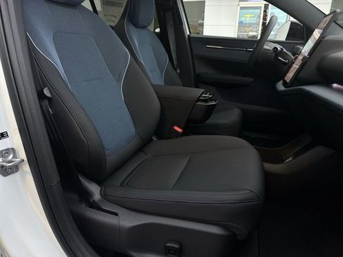 New 2026 Volvo EX30 Cross Country Ultra w/ Protection Package Premier image 29