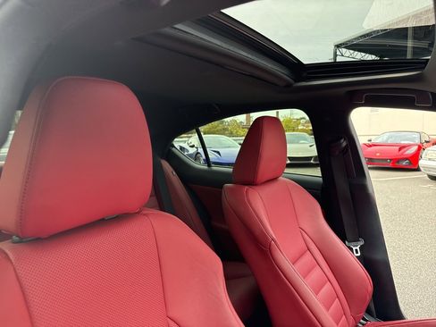 Used 2022 Lexus IS 350 F Sport image 33