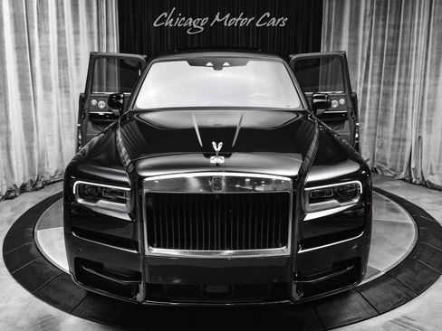 Used 2023 Rolls-Royce Cullinan w/ Cullinan Package AWD/4WD image 40
