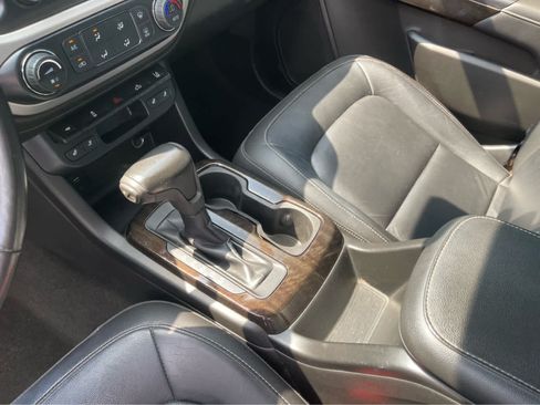 Used 2015 GMC Canyon SLT w/ Driver Alert Package RWD image 21
