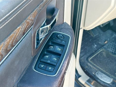 Used 2018 RAM 1500 Laramie Longhorn image 18