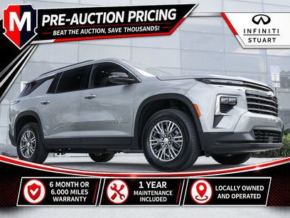 Used 2024 Chevrolet Traverse LT
