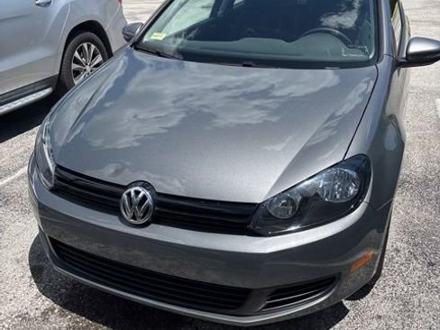 Used 2012 Volkswagen Golf 2-Door image 1