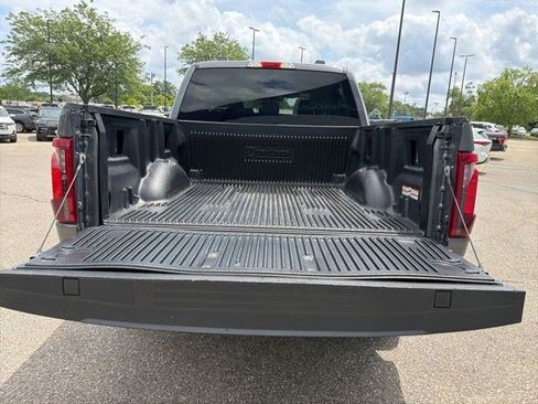 Used 2024 Ford F150 XLT AWD/4WD image 16