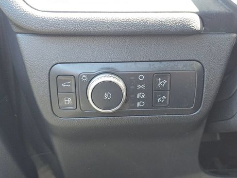 Used 2022 Ford Escape SEL FWD image 18