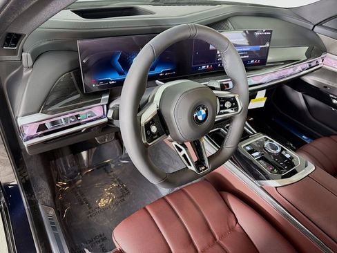 New 2026 BMW 740i RWD image 9