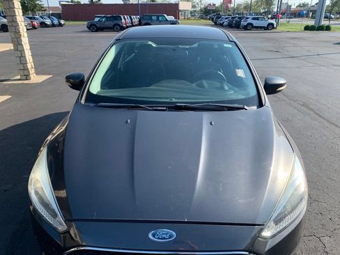 Used 2017 Ford Focus SE FWD image 10