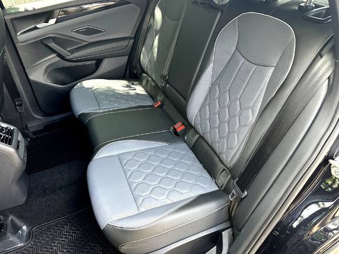 New 2026 Volkswagen Tiguan SEL R-Line AWD/4WD image 18