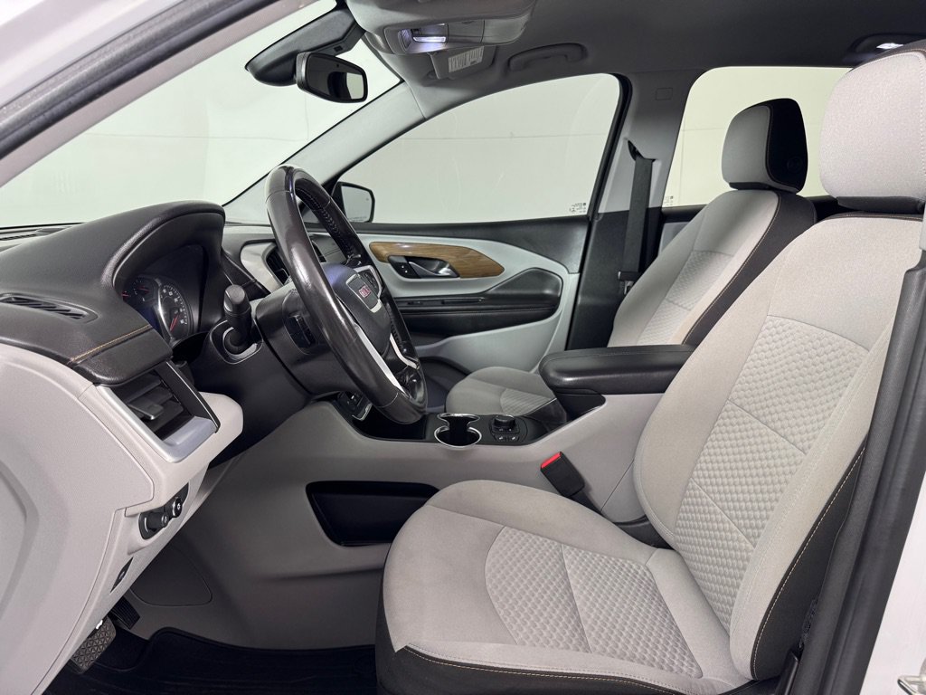 Used 2020 GMC Terrain SLE w/ Driver Convenience Package FWD image 12