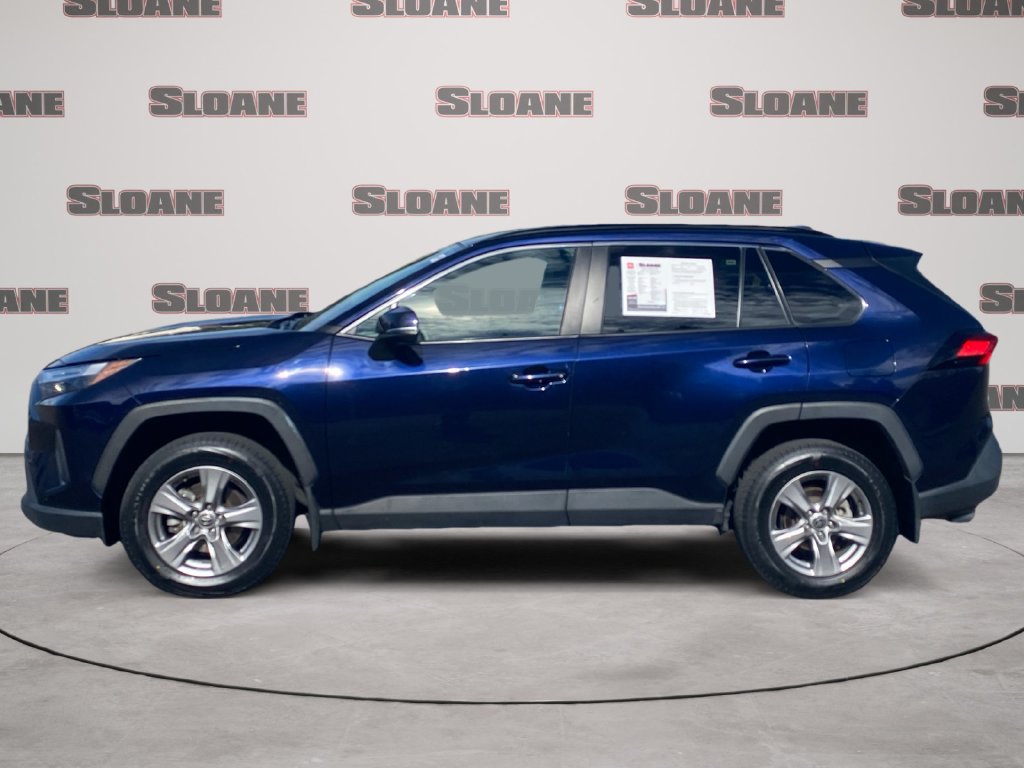 Used 2024 Toyota RAV4 XLE AWD/4WD image 2