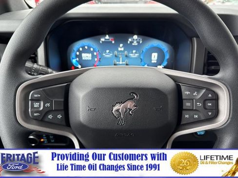 New 2025 Ford Bronco 4-Door image 23