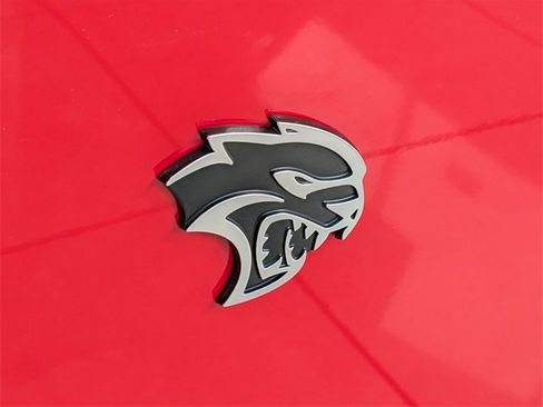 Used 2016 Dodge Challenger SRT Hellcat image 19