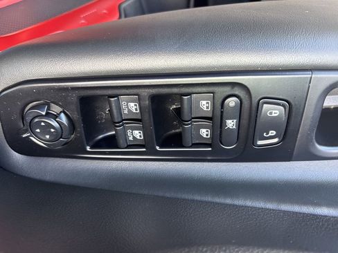 Used 2021 Jeep Renegade Trailhawk w/ Trailer Tow Group image 28