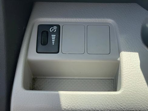 Used 2007 Toyota RAV4 Limited AWD/4WD image 25