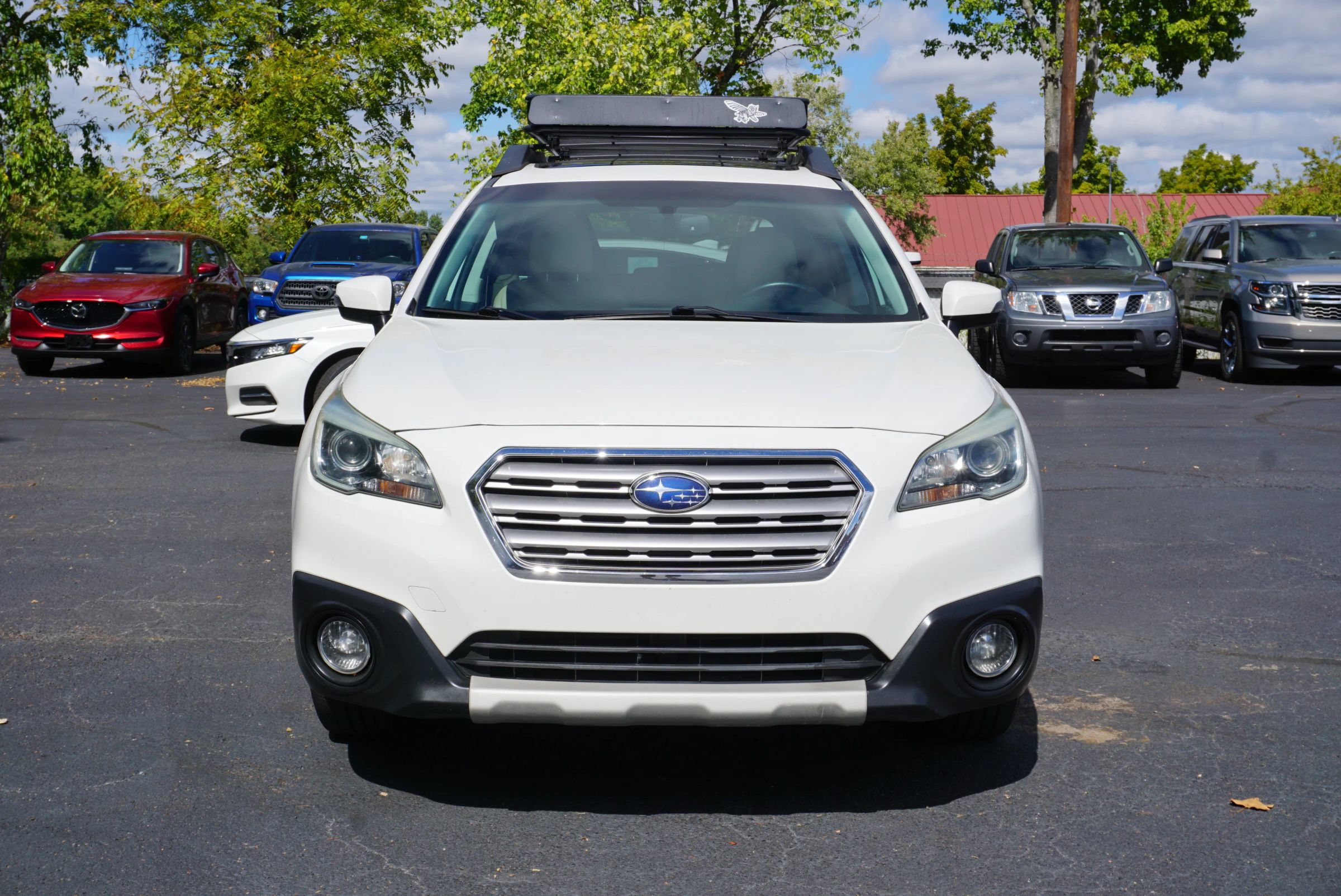 Used 2015 Subaru Outback 2.5i Limited AWD/4WD image 2