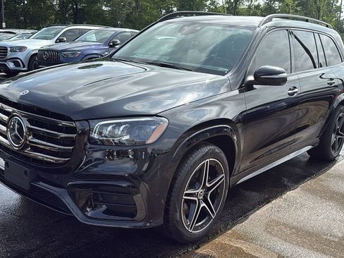 Certified 2025 Mercedes-Benz GLS 450 4MATIC image 8