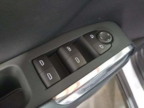 New 2026 Chevrolet Traverse LT image 18