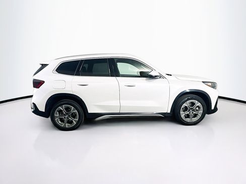 Used 2025 BMW X1 xDrive28i image 10